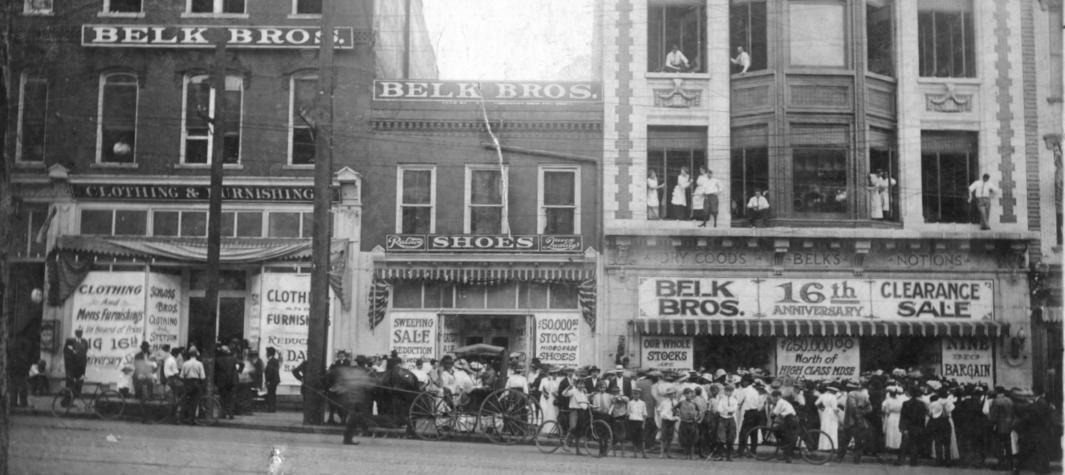 Old Belk building in uptown, 1911